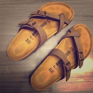 Nearly new Birkenstock; Birk size 37/US size 6.5.